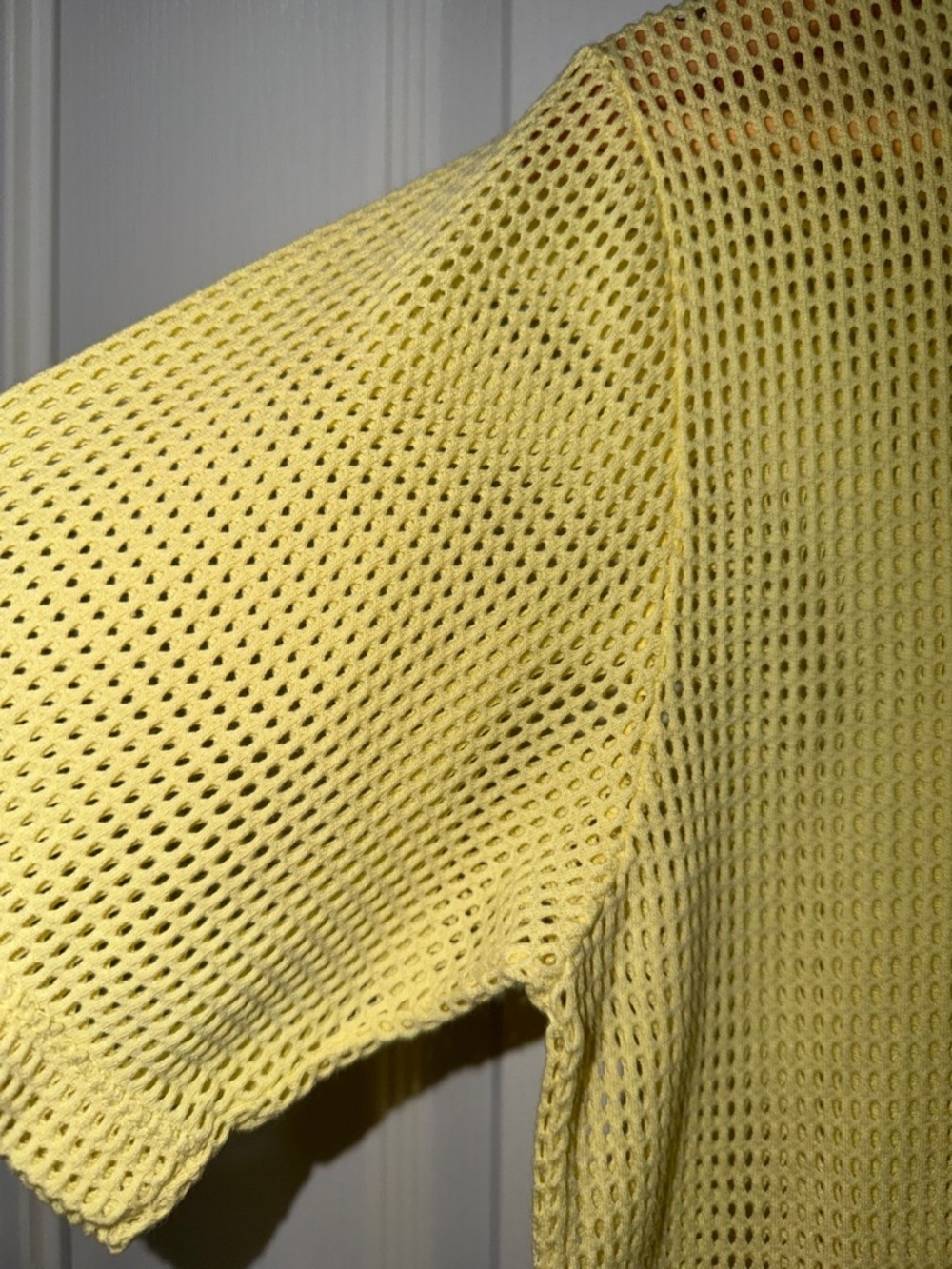 Lois Vintae Yellow Mesh Short-Sleeve Crewneck Shirt size small - Picture 4 of 4
